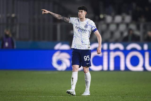  西甲转会市场风云变幻：你眼中的豪门引援真相是什么？ 体育新闻