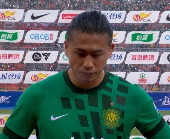  寒风中的坚持，张玉宁一球难掩心酸；国安虽败犹荣，未来可期 体育新闻