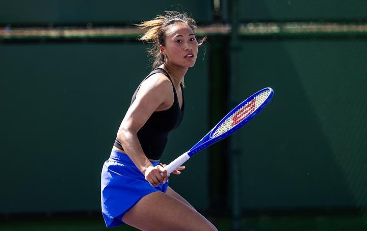  郑钦文奖金突破关键关口，中国网球新星闪耀赛场。 体育新闻