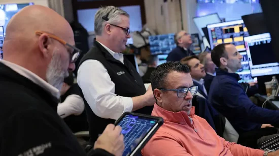 市场避险情绪为何再度升温？解析地缘政治对资本流向的深层影响 股票财经