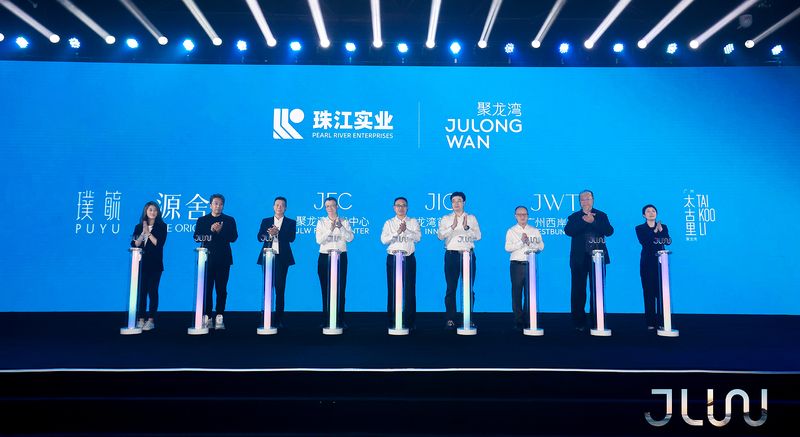 滨水空间重构：城市锈带化身地标的演进逻辑