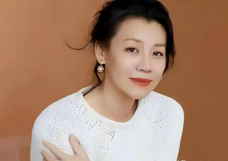  【情感关系深度拆解】从三年同居无果到幸福再婚：一个关于沉没成本与及时止损的实战复盘 情感心理