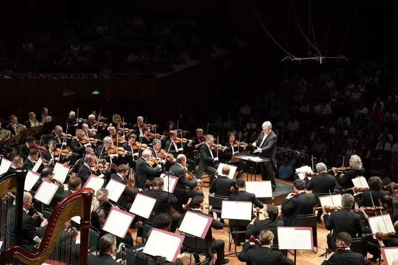  金融与艺术的跨界共振：俄罗斯外贸银行的文化输出方法论 文化旅游