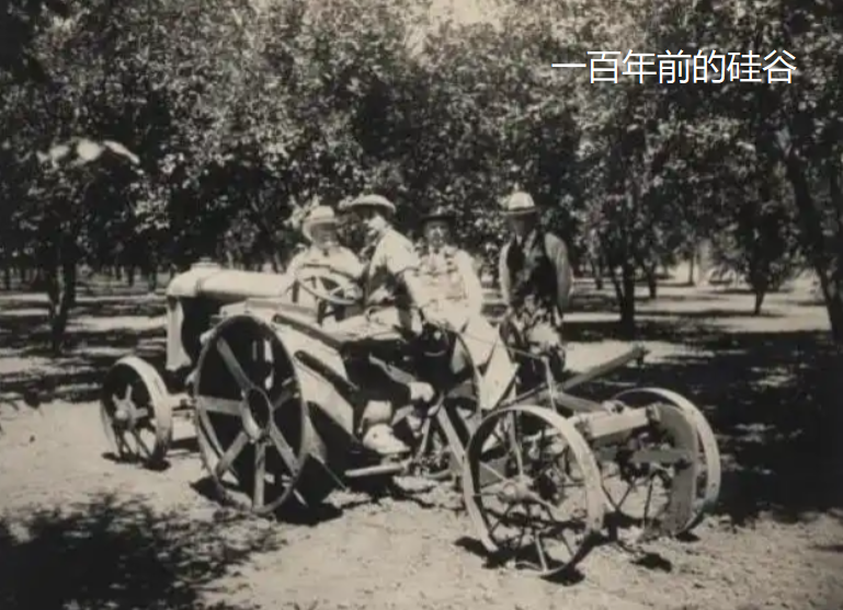  硅谷命名考：一场由“错别字”铸就的技术圣地 IT技术