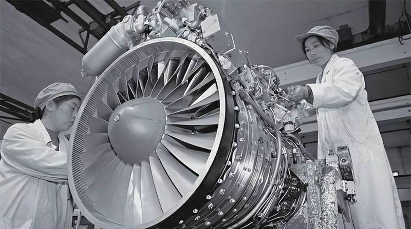  从“心脏病”到“中国心”：AL-31F如何撑起共和国天空30年 新闻