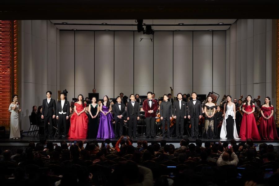  从344人到5人：这群年轻人怎样敲开歌剧殿堂的大门？ 文化旅游