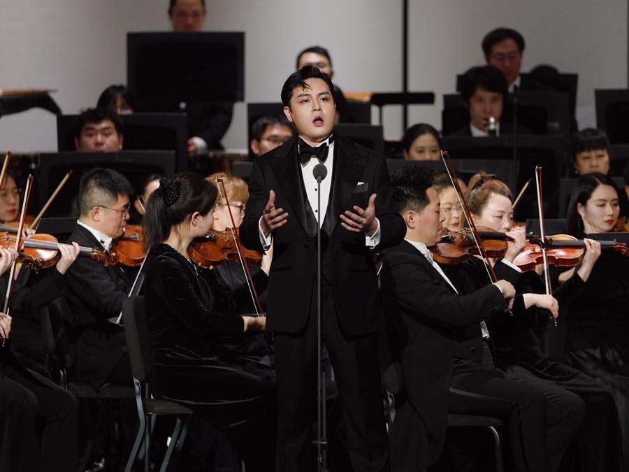  从344人到5人：这群年轻人怎样敲开歌剧殿堂的大门？ 文化旅游